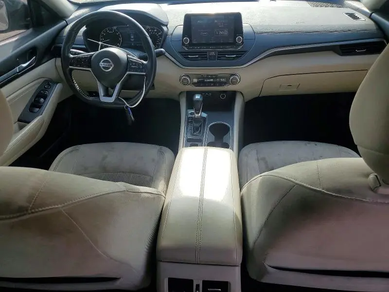 2019 NISSAN ALTIMA SV  