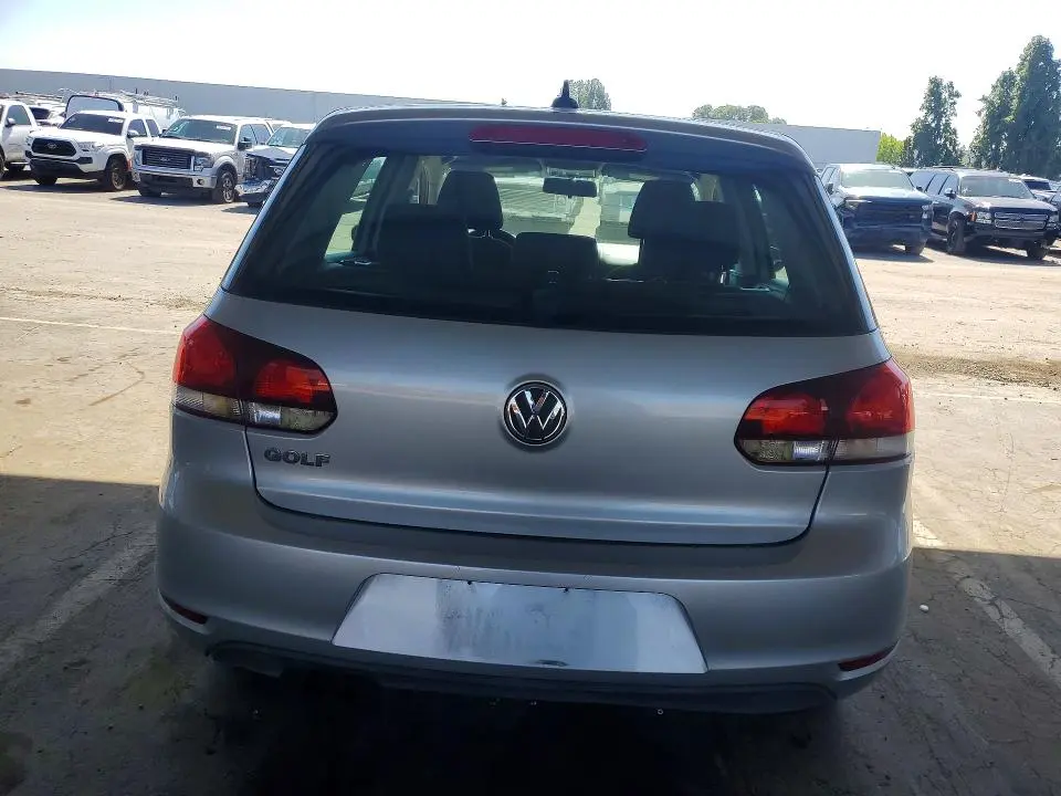2013 VOLKSWAGEN GOLF   