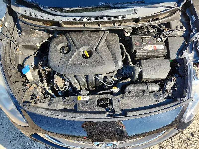 2013 HYUNDAI ELENTRA   