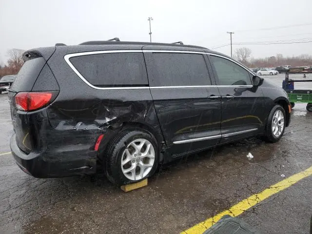 2017 CHRYSLER PACIFICA TOURING L  