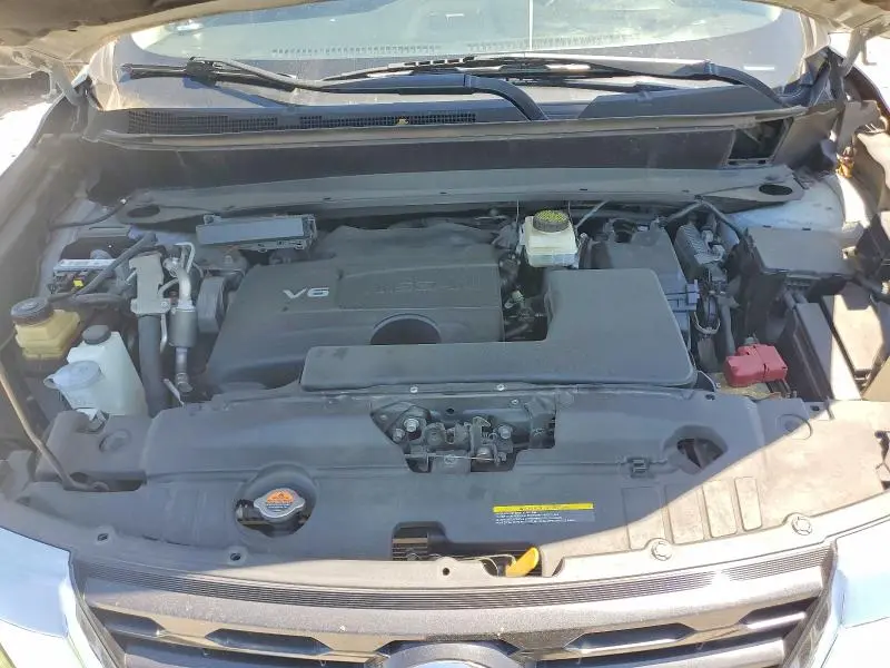 2018 NISSAN PATHFINDER SL  