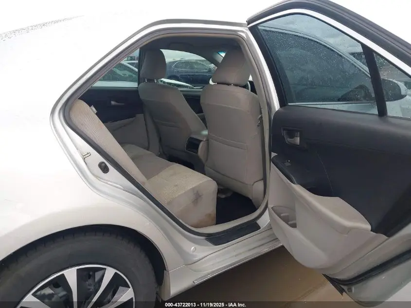 2014 TOYOTA CAMRY LE