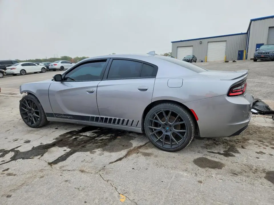 2016 DODGE CHARGER SXT  