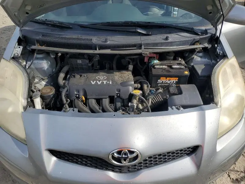 2010 TOYOTA YARIS BASE  