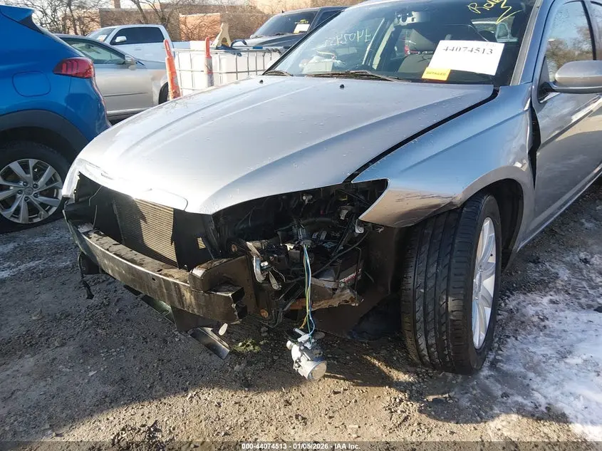 2013 CHRYSLER 200 TOURING
