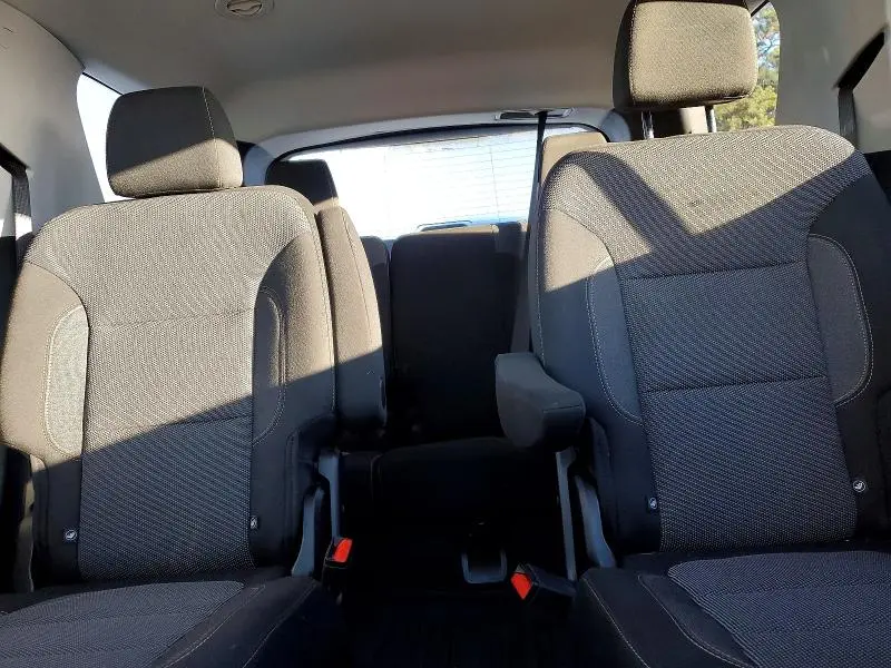 2020 CHEVROLET TRAVERSE LT  