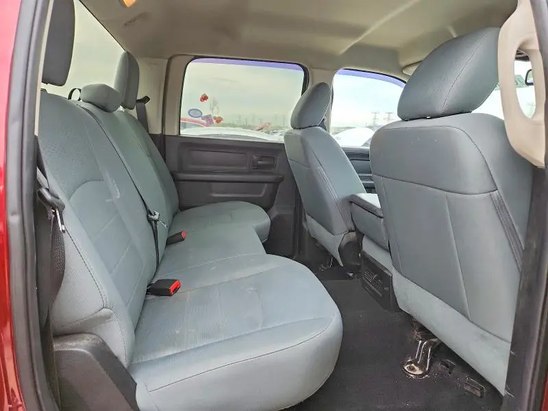 2016 RAM 1500 ST  