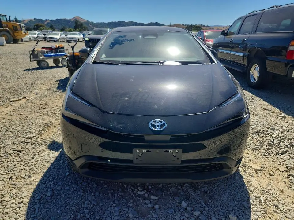2026 TOYOTA PRIUS LE  