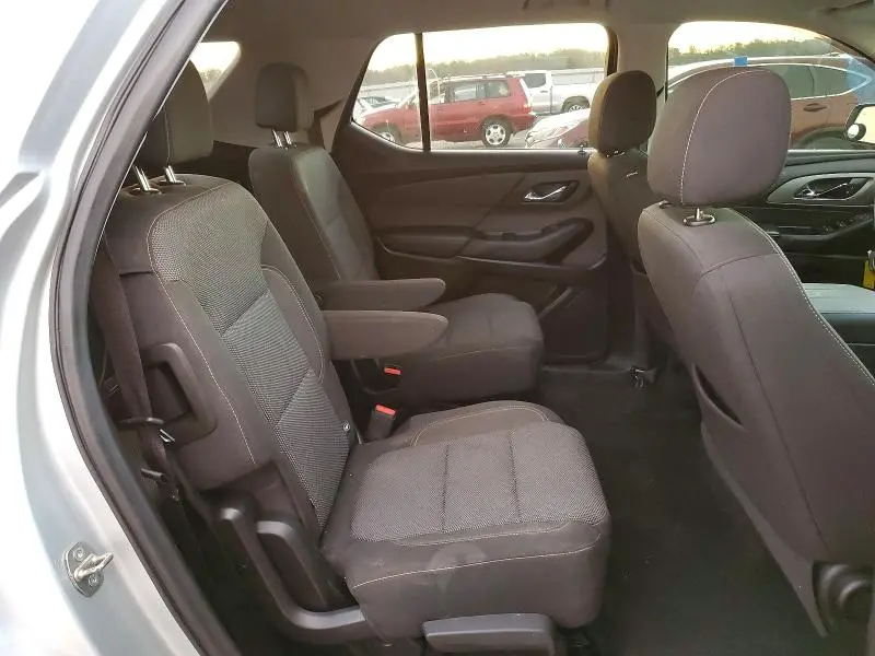 2019 CHEVROLET TRAVERSE LT  