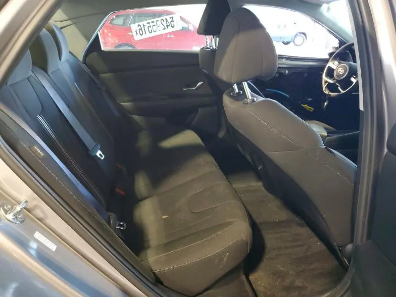 2024 HYUNDAI ELANTRA BLUE  