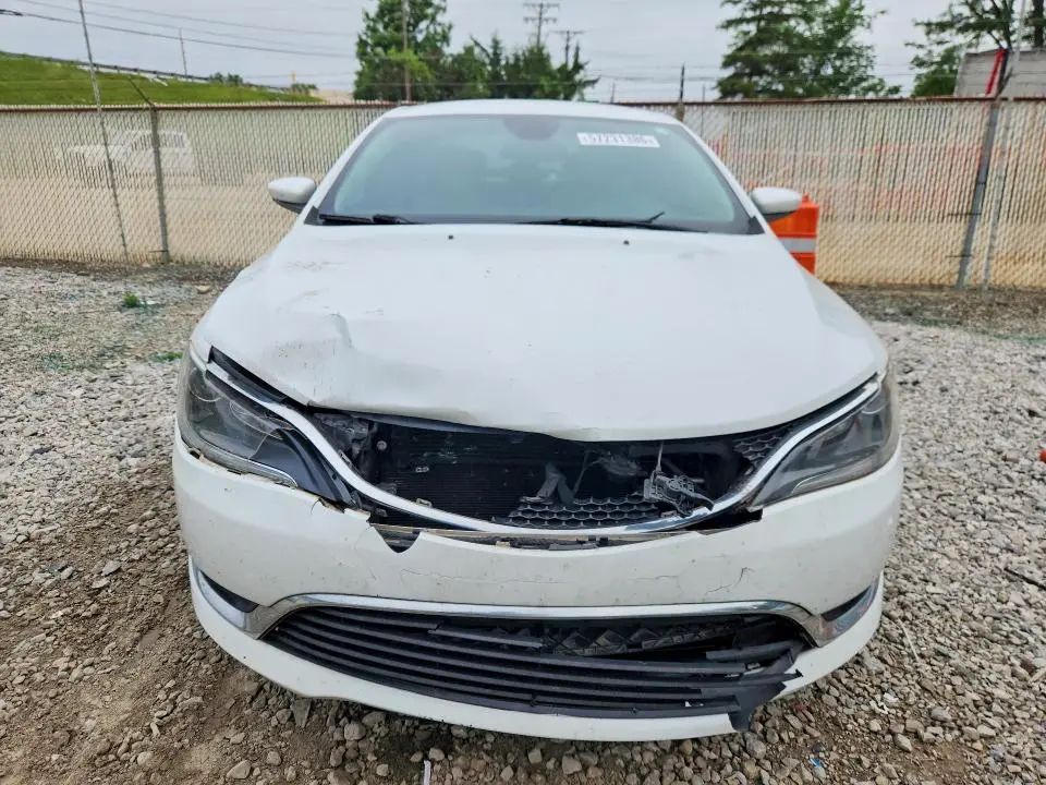 2016 CHRYSLER 200 LIMITED  
