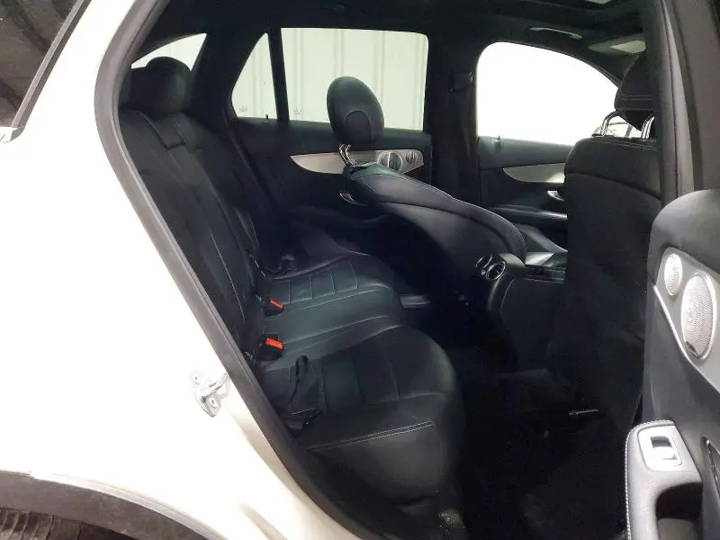 2019 MERCEDES-BENZ GLC 300 4MATIC  