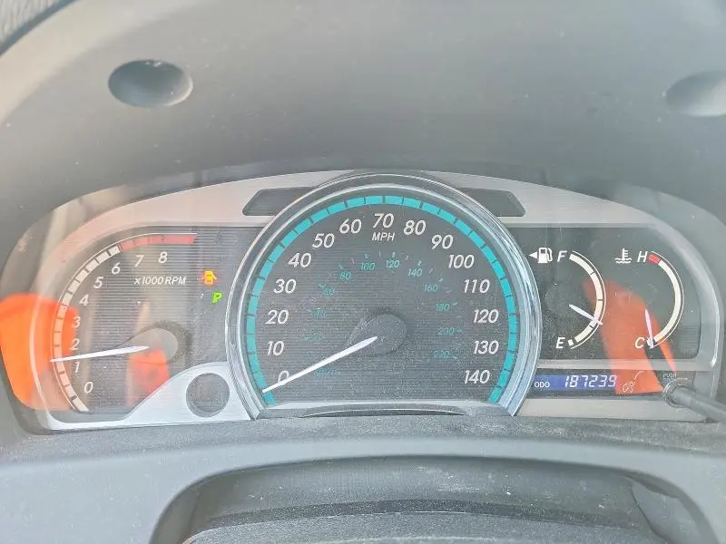 2011 TOYOTA VENZA AWD V6  