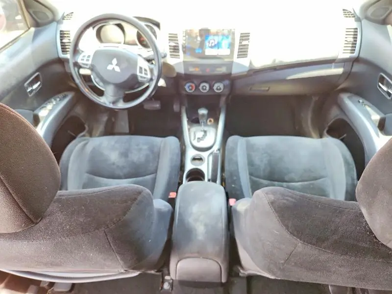 2010 MITSUBISHI OUTLANDER ES  
