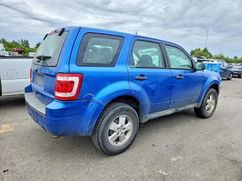 2012 FORD ESCAPE XLS  