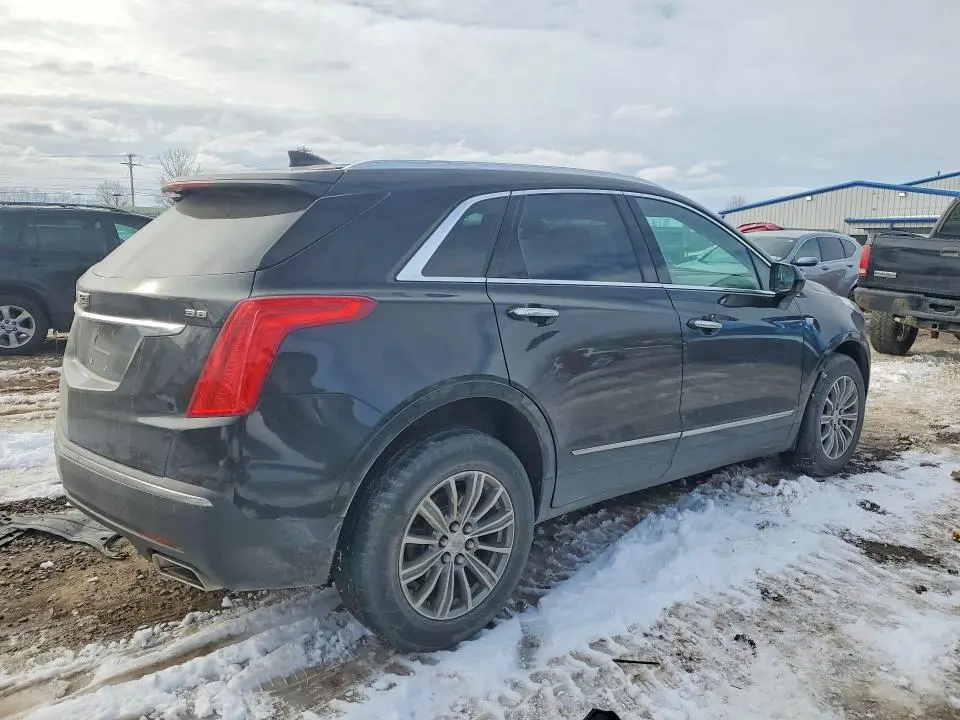 2017 CADILLAC XT5 LUXURY  