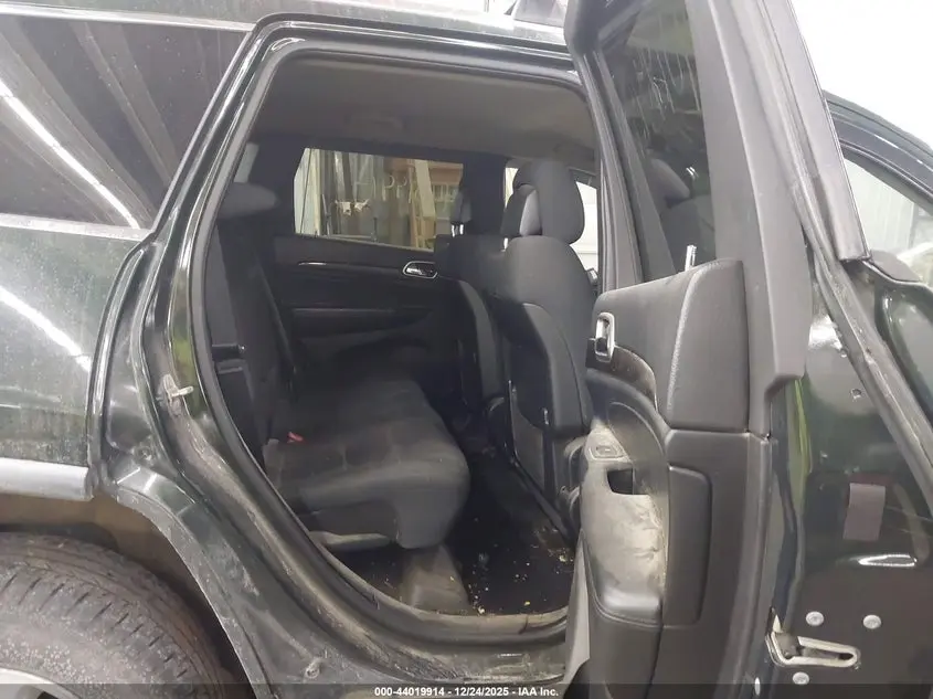 2011 JEEP GRAND CHEROKEE LAREDO