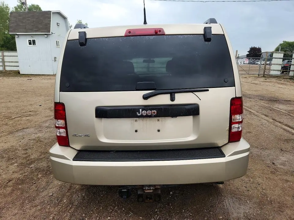 2011 JEEP LIBERTY SPORT  