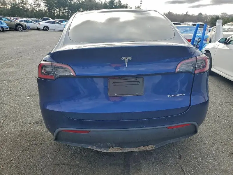 2024 TESLA MODEL Y   