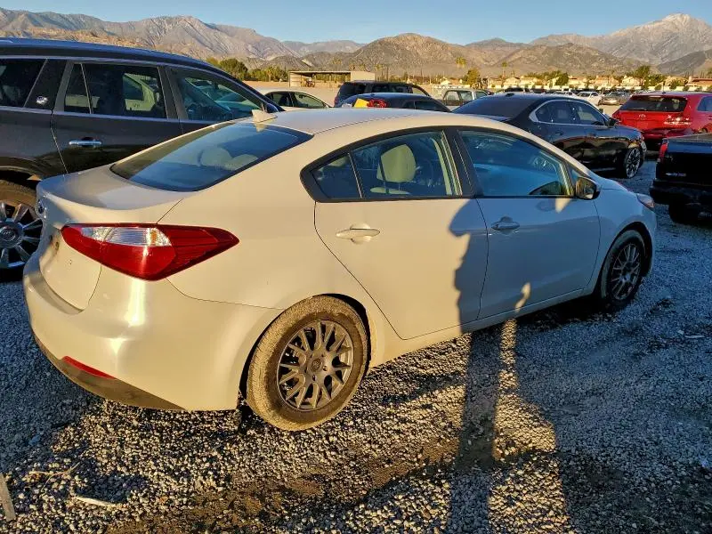 2015 KIA FORTE LX  