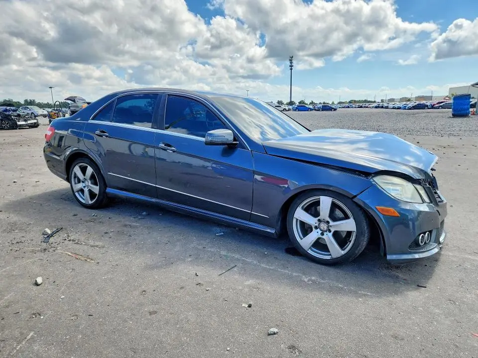 2010 MERCEDES-BENZ E 350  
