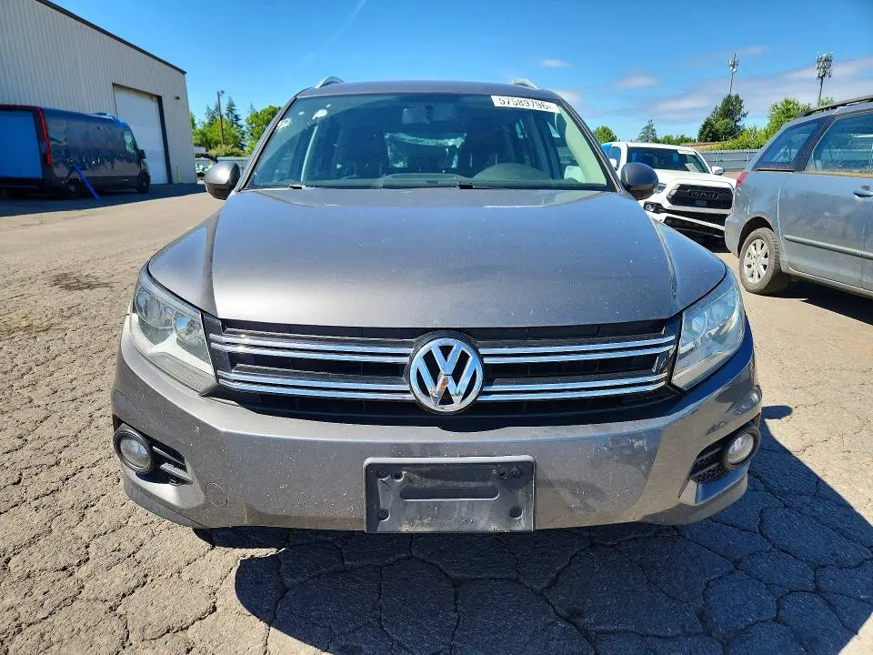2014 VOLKSWAGEN TIGUAN S  