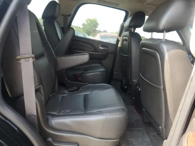2014 CADILLAC ESCALADE LUXURY  