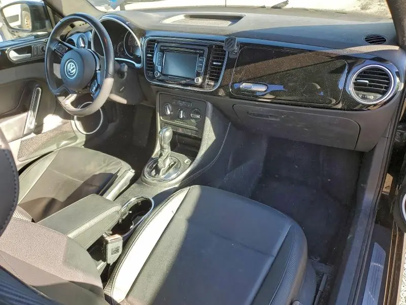2013 VOLKSWAGEN BEETLE   