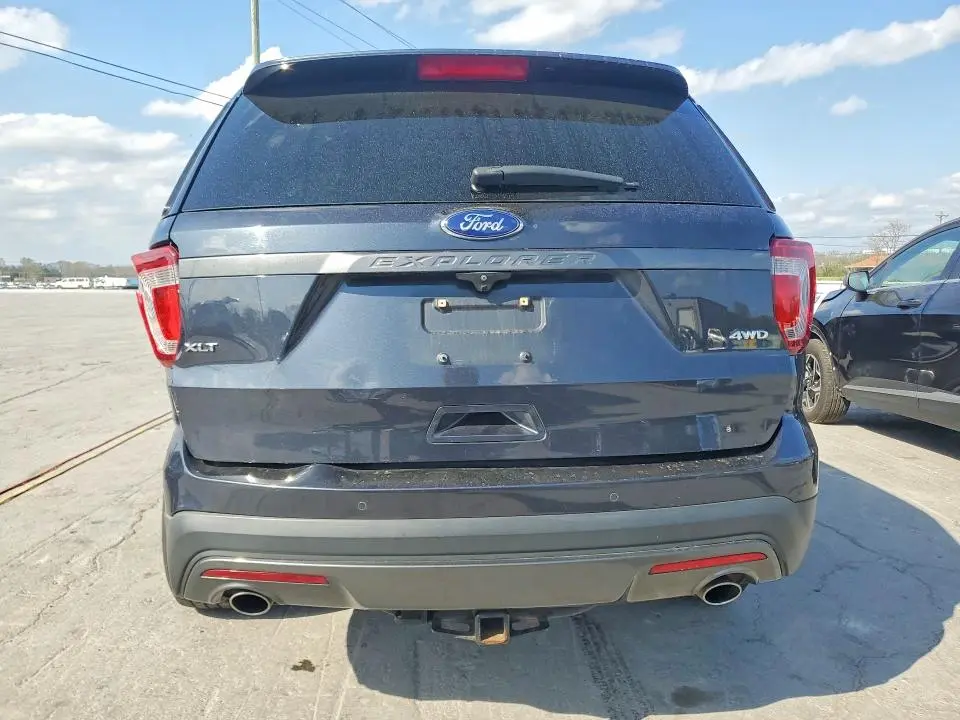 2017 FORD EXPLORER XLT  