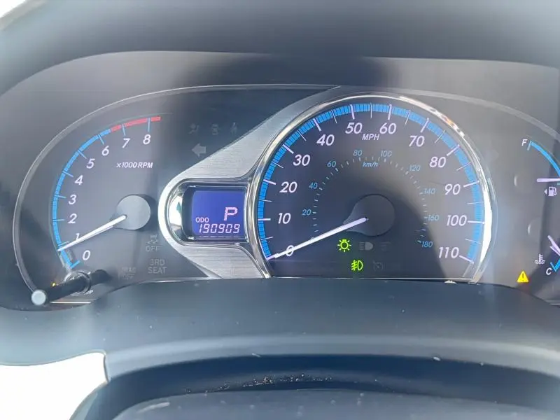 2011 TOYOTA SIENNA XLE  