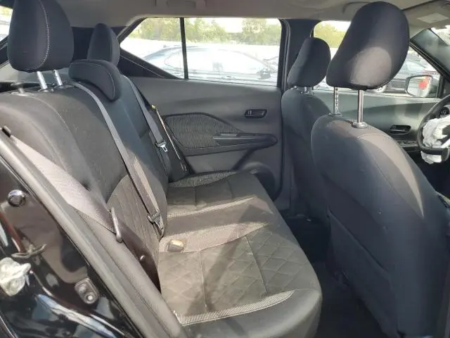 2020 NISSAN KICKS S