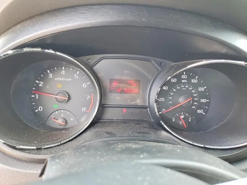 2016 KIA SEDONA LX  