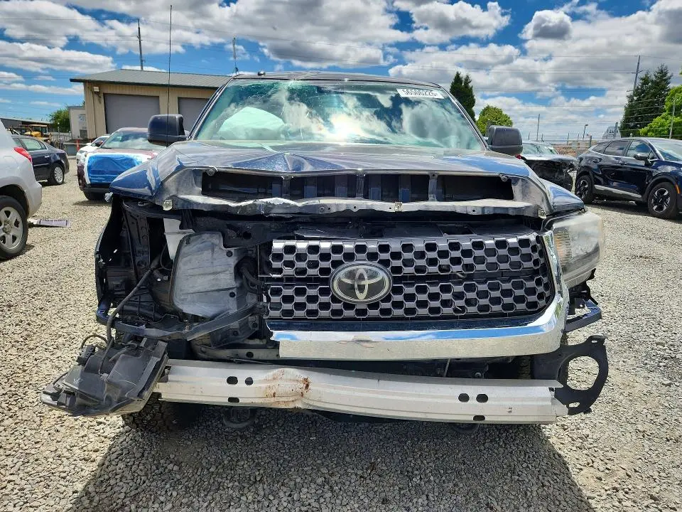 2018 TOYOTA TUNDRA SR5  