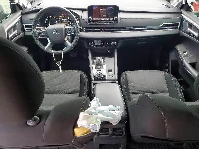 2022 MITSUBISHI OUTLANDER ES  