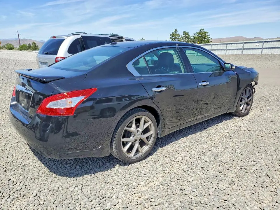 2011 NISSAN MAXIMA 3.5 S  