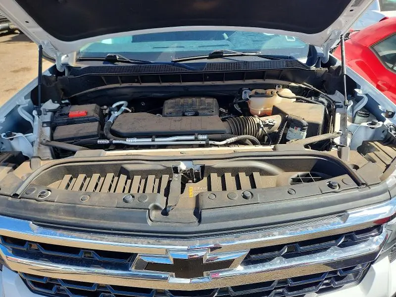 2024 CHEVROLET SILVERADO K1500 LT  