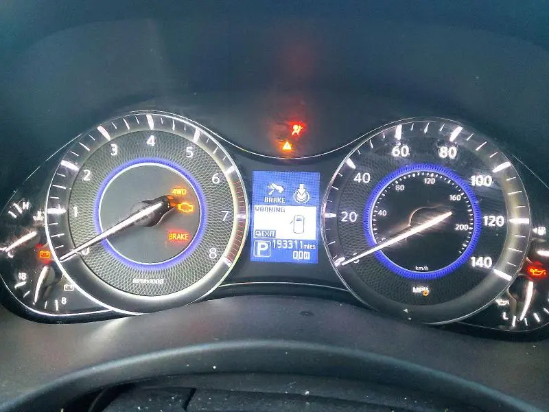 2017 INFINITI QX80 AWD