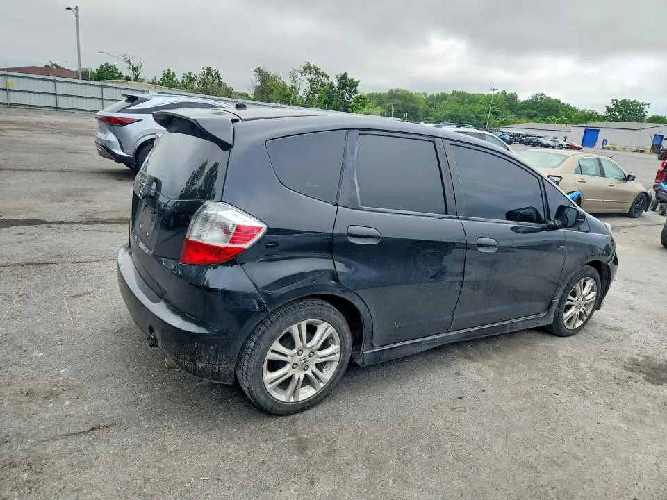 2011 HONDA FIT SPORT  