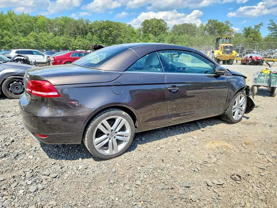 2012 VOLKSWAGEN EOS LUX  
