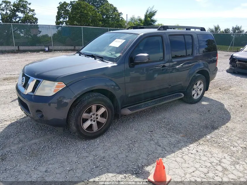 2012 NISSAN PATHFINDER SV