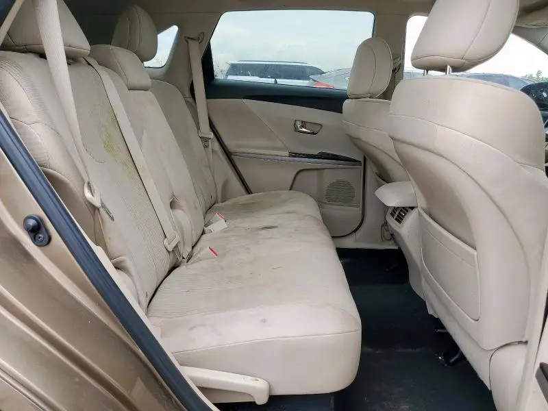 2010 TOYOTA VENZA   