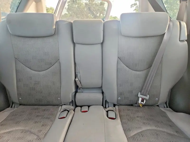 2010 TOYOTA RAV4 BASE  