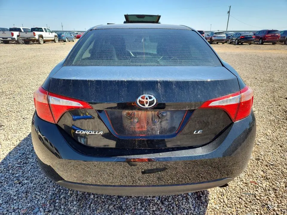 2018 TOYOTA COROLLA LE  