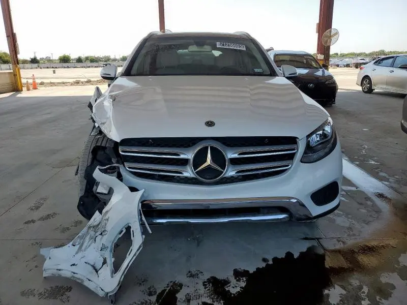 2019 MERCEDES-BENZ GLC 300  