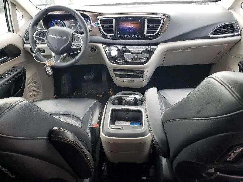 2017 CHRYSLER PACIFICA TOURING L PLUS  