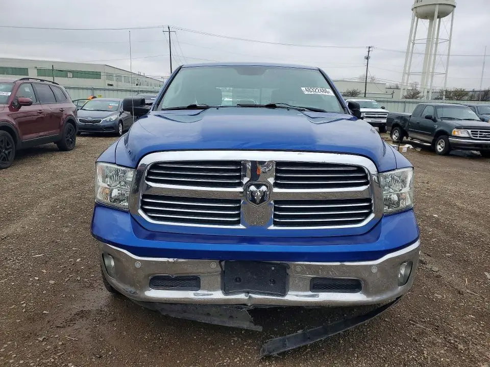 2014 RAM 1500 SLT  