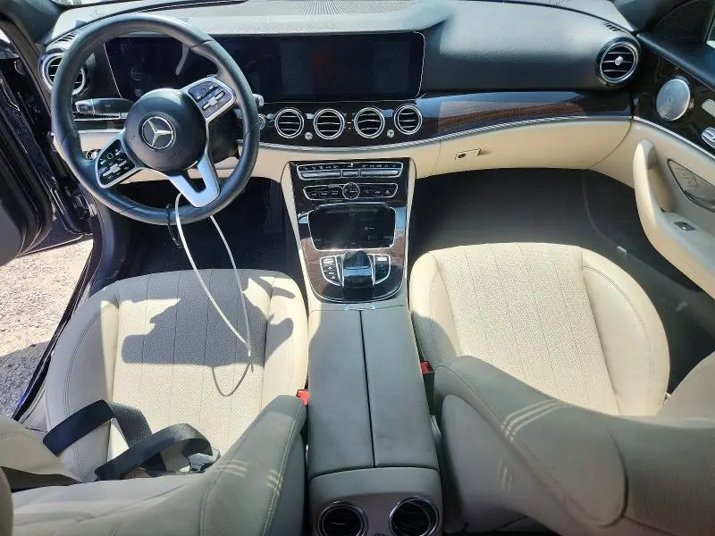 2019 MERCEDES-BENZ E 300  