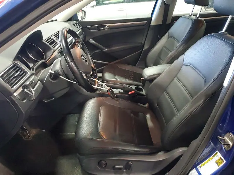 2017 VOLKSWAGEN PASSAT R-LINE  