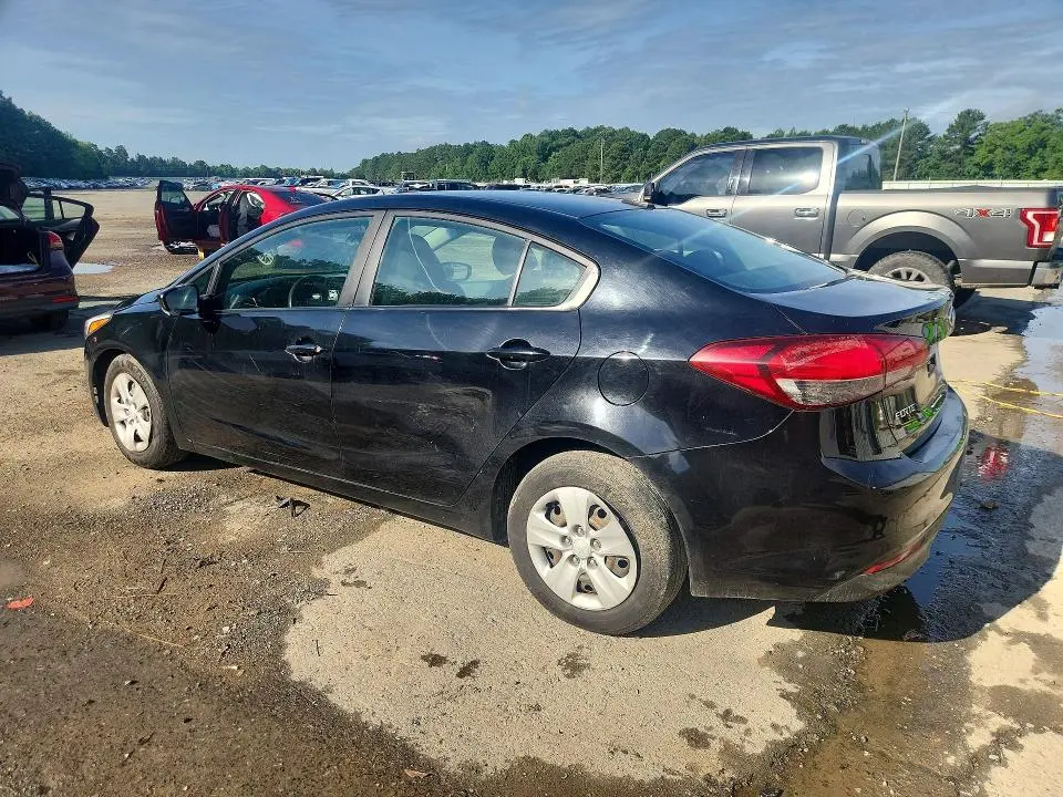 2017 KIA FORTE LX  