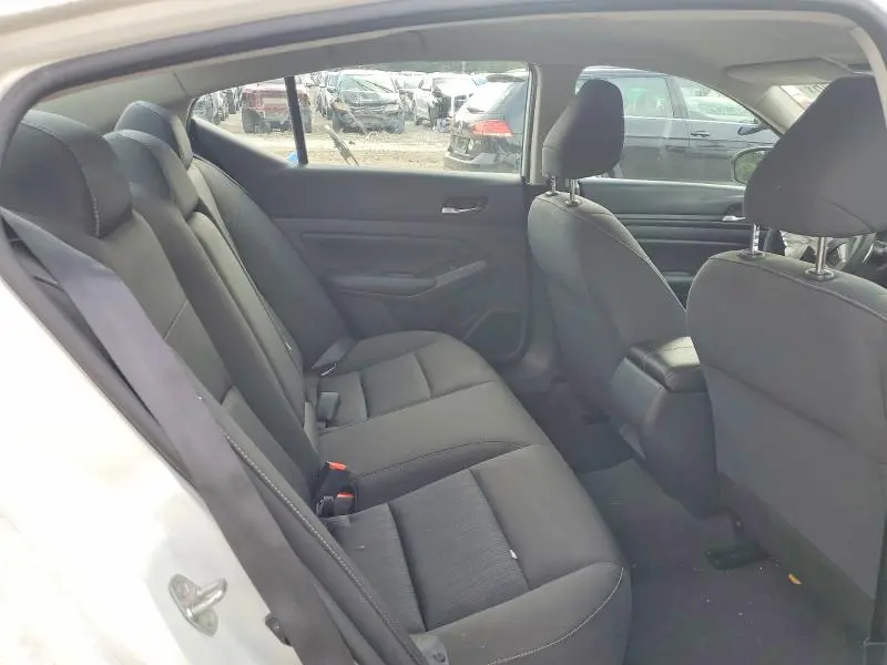 2021 NISSAN ALTIMA S  